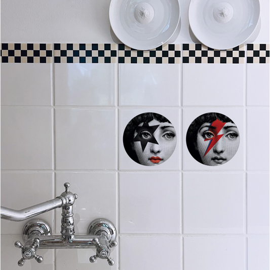 Lot de 2 autocollants de carreaux Lina Pop Boubouki 15 × 15 cm avec portrait étoile noire et éclair rouge