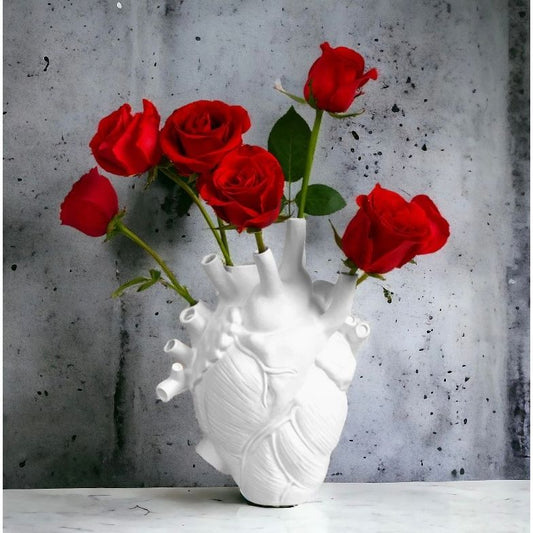 Vase cœur anatomique en résine – 24,5 cm - Boutique Ømm